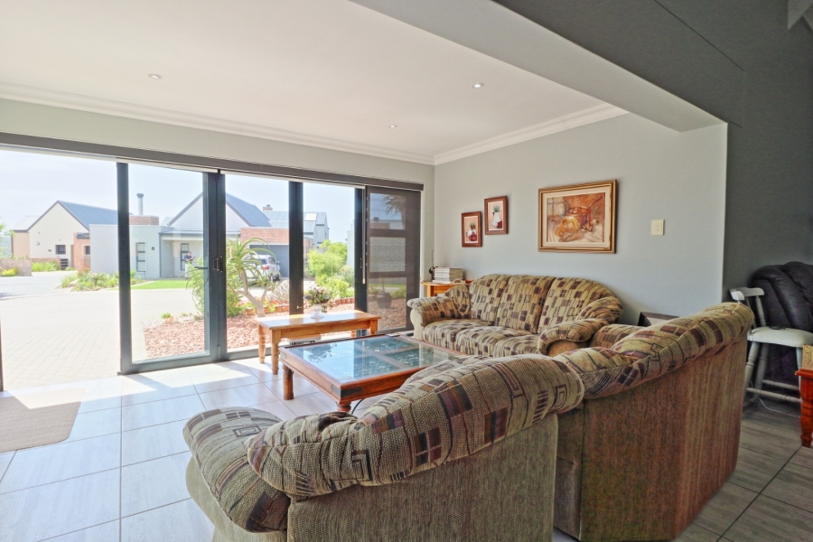 3 Bedroom Property for Sale in Hartenbos Central Western Cape